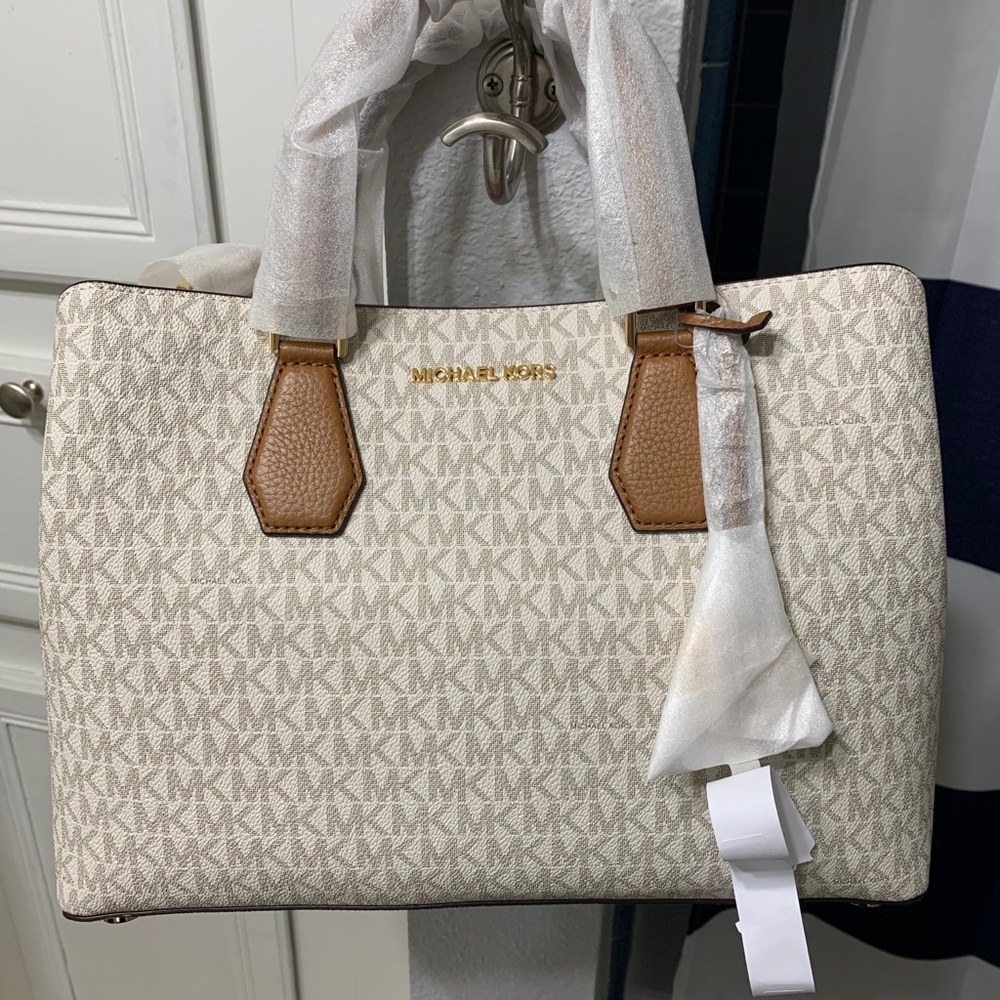 NIB Michael Kors Large Logo and Leather Satchel